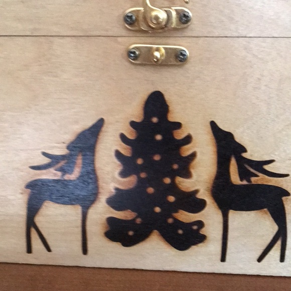 Rare Vintage 1970’s Hand Carved Wood Deer Box - Picture 11 of 11